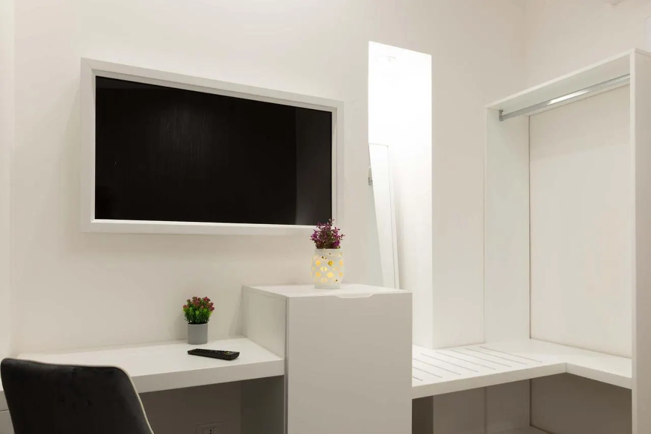 Blanc Rooms Palermo Bed & Breakfast